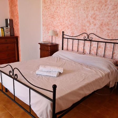 Porto Columbu - Perd'E Sali Casa Vacanze 'Sa Corbula' מראה חיצוני תמונה